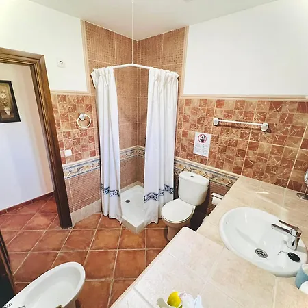 Sebastian's House Chalet *